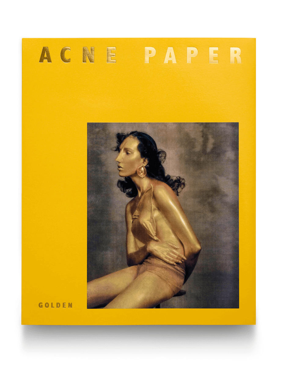 <span class="zh">在網媒肆虐的年代裏</span>，《ACNE PAPER》<span class="zh">再次提醒我們紙本雜誌的美好價值</span>｜ACNE PAPER <span class="zh">推出二十週年紀念刊</span>《GOLDEN》